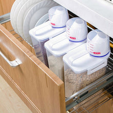 Load image into Gallery viewer, Plastic Storage Containers with Measuring Cup Lids