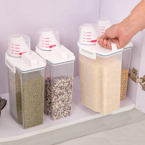 Plastic Storage Containers with Measuring Cup Lids