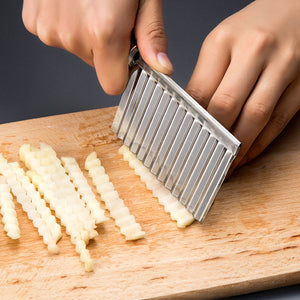 The Wavy Slicer: Specialty Corrugated Knife
