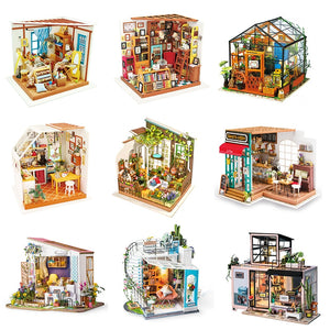 Intricate Mini Model Houses (7 styles available)